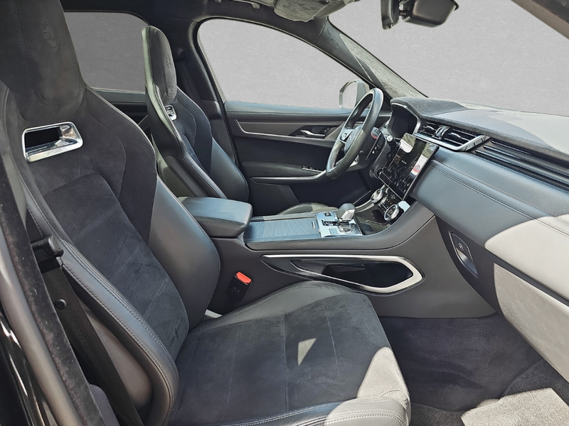 Jaguar F-Pace P550 SVR — photo 4