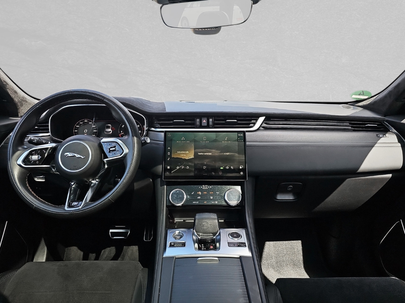 Jaguar F-Pace P550 SVR — photo 5
