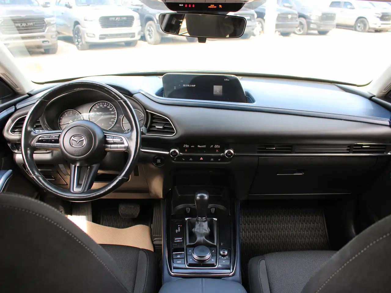 Mazda CX-30 снимка Mazda CX-30