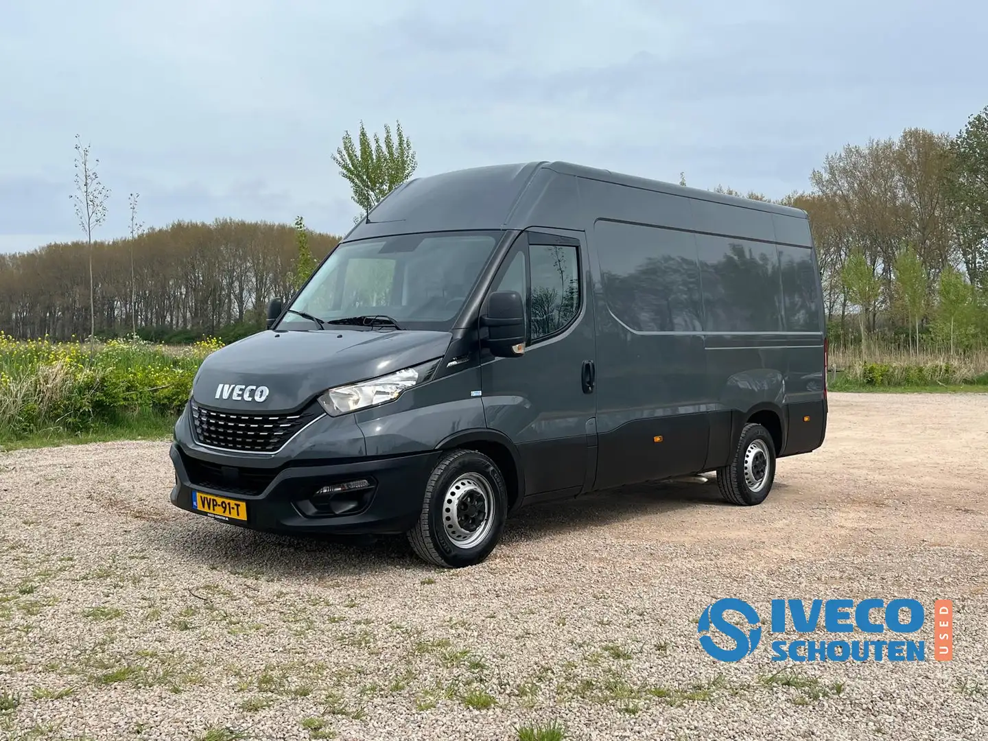 Iveco Daily 35S14A8V | HI-Matic | Enkellucht | trekhaak | Gris - 1