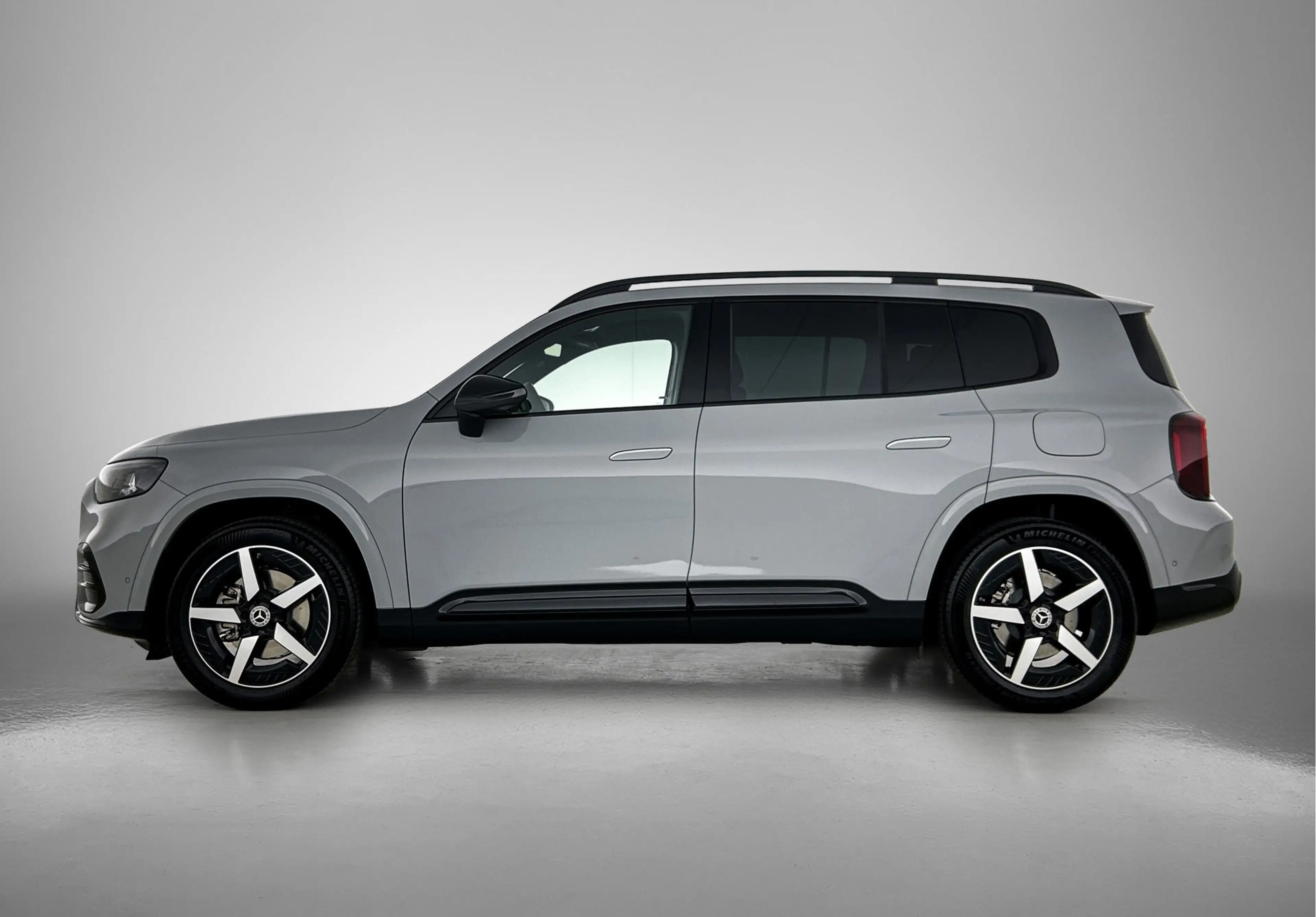 Mercedes-Benz GLB 200 Business Solution AMG 7p. 58 kWh | Premium plus pa — photo 3