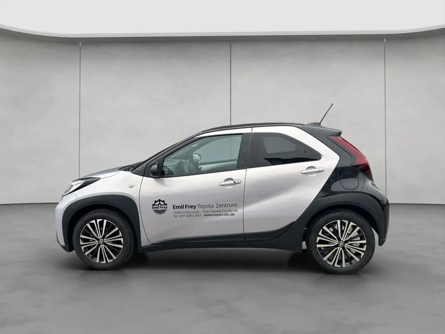 Toyota Aygo X X S-CVT Air JBL Silber - 2