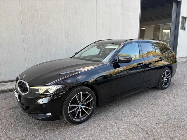 BMW 3 Series view 2