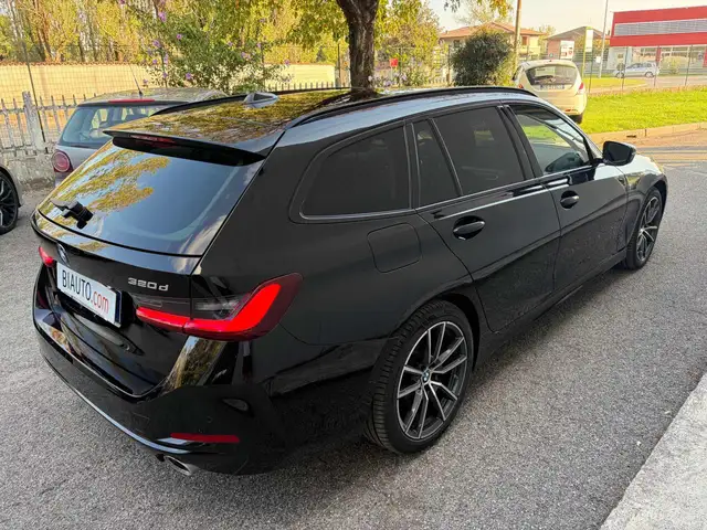 BMW 3 Series view 7