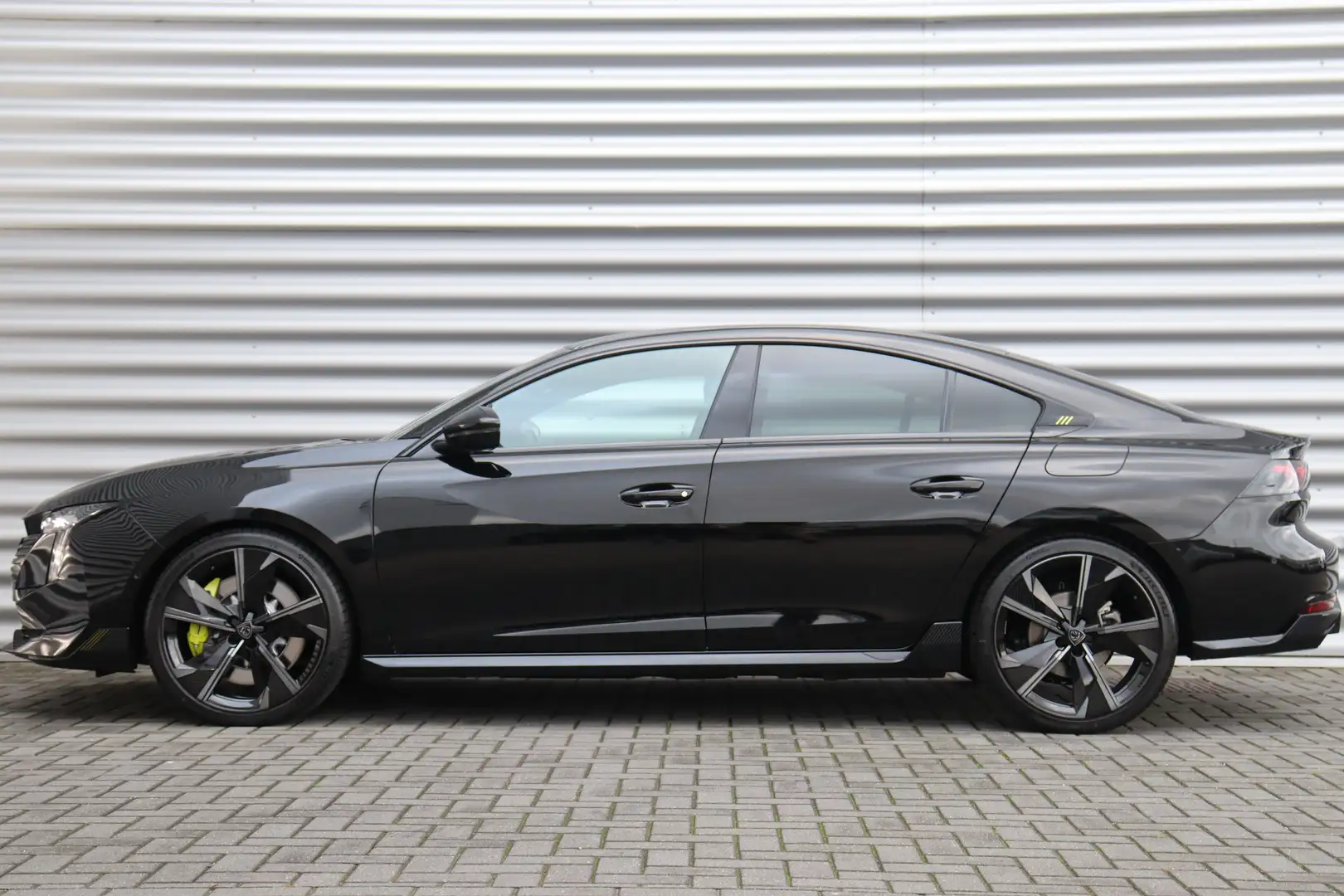 Peugeot 508 PSE 1.6 HYBRID 360PK SPORT ENGINEERED AUTOMAAT / N Zwart - 2