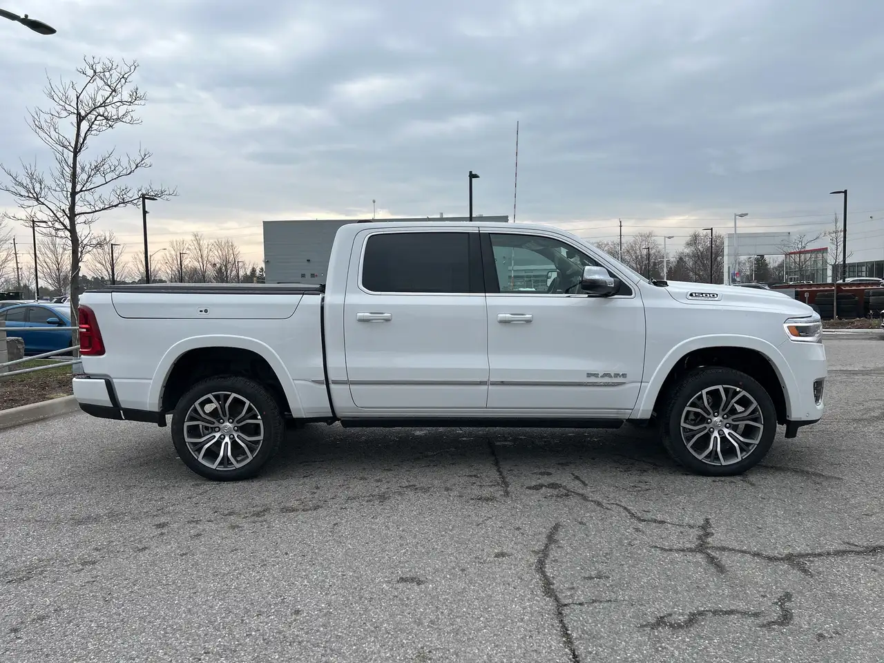 RAM 1500 снимка RAM 1500