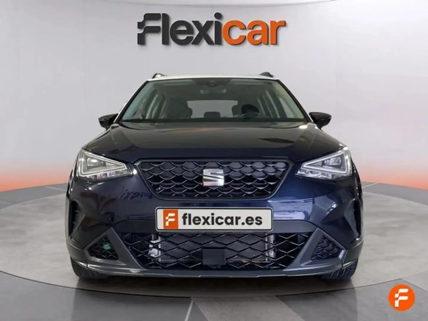 SEAT Arona 1.0 TSI S&S Style DSG7 110 Bleu - 2