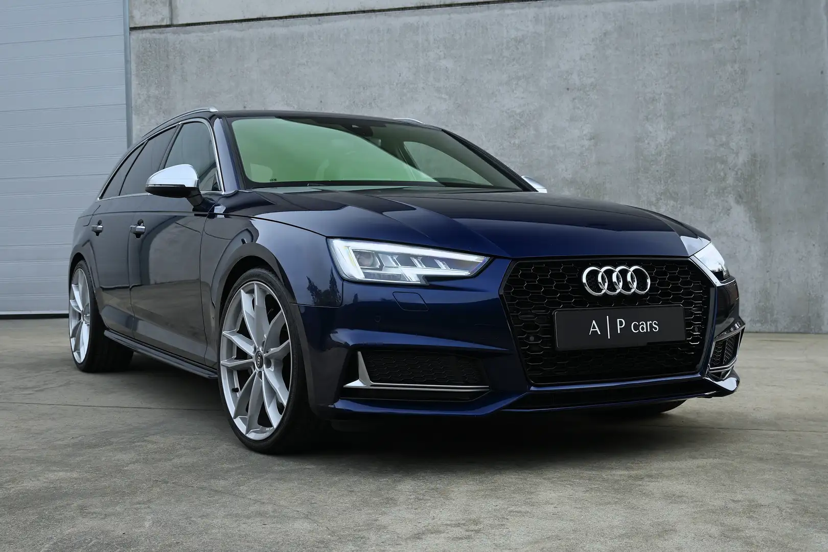 Audi S4 Avant 3.0 TFSI quattro tiptronic | B&O | carplay Blauw - 1