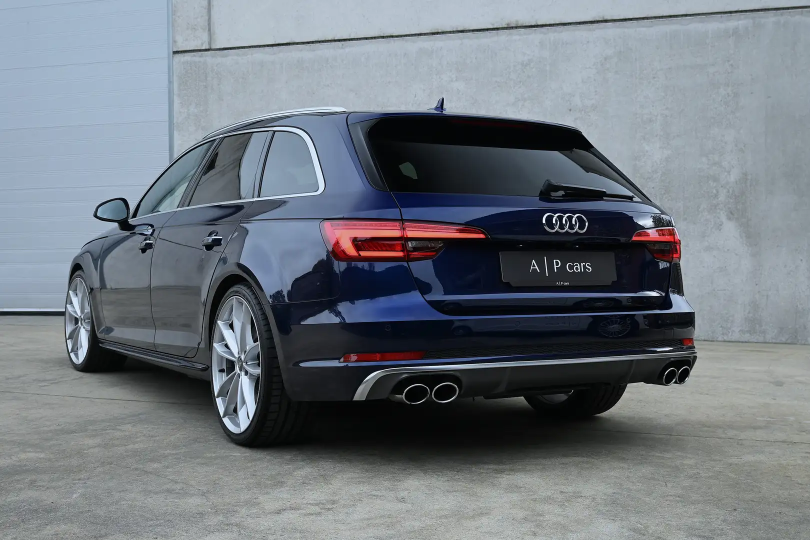 Audi S4 Avant 3.0 TFSI quattro tiptronic | B&O | carplay Blauw - 2