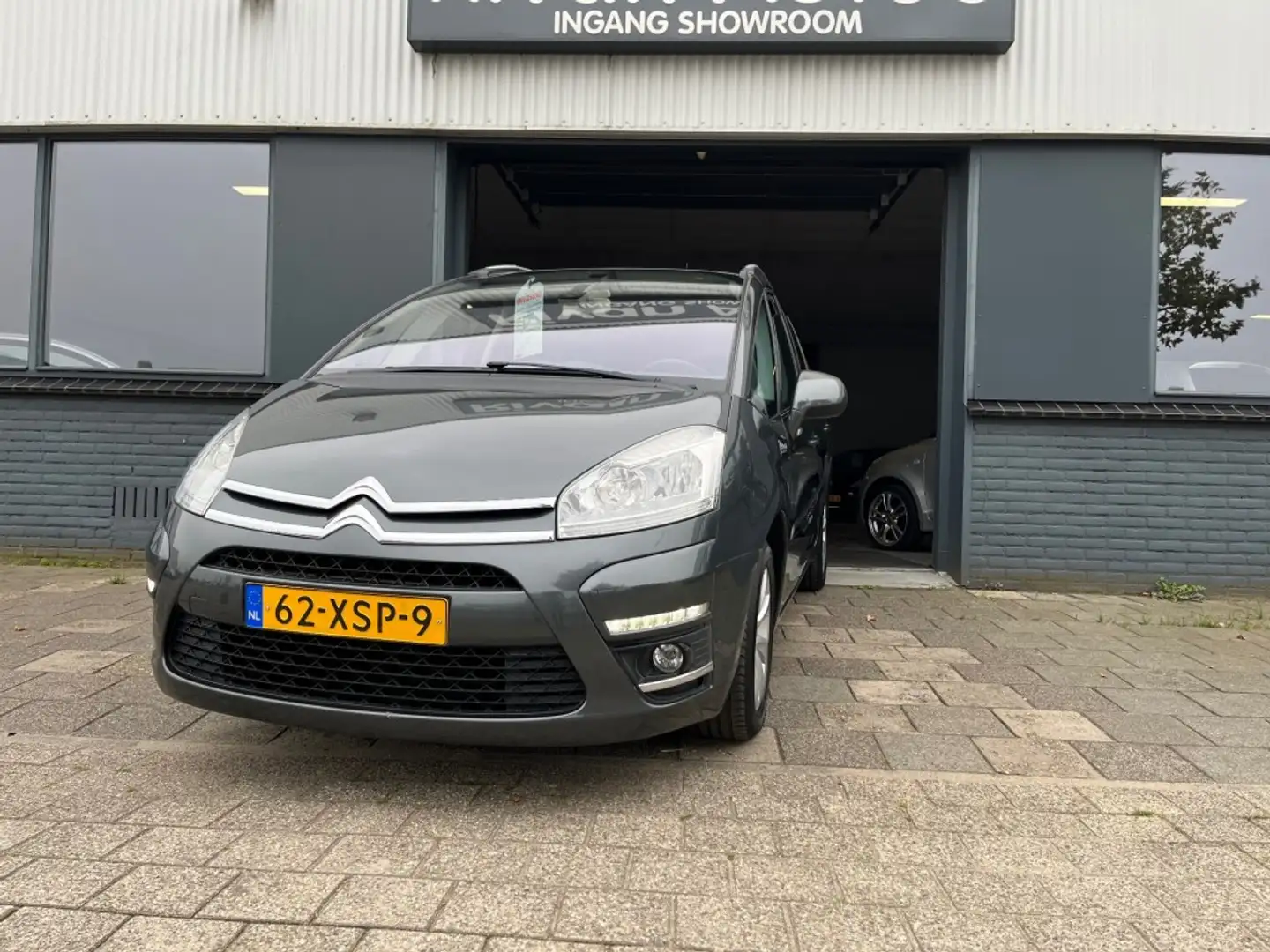 Citroen C4 1.6 VTI COLLECTION Grijs - 2