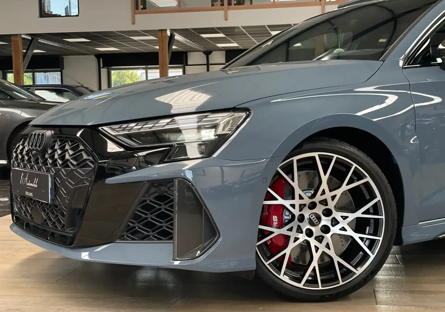 Audi RS3 2.5 TFSI 400CH S TRONIC 7 QUATTRO - FACELIFT 2025  Gris - 2