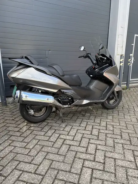 Honda FJS 400 - foto 5