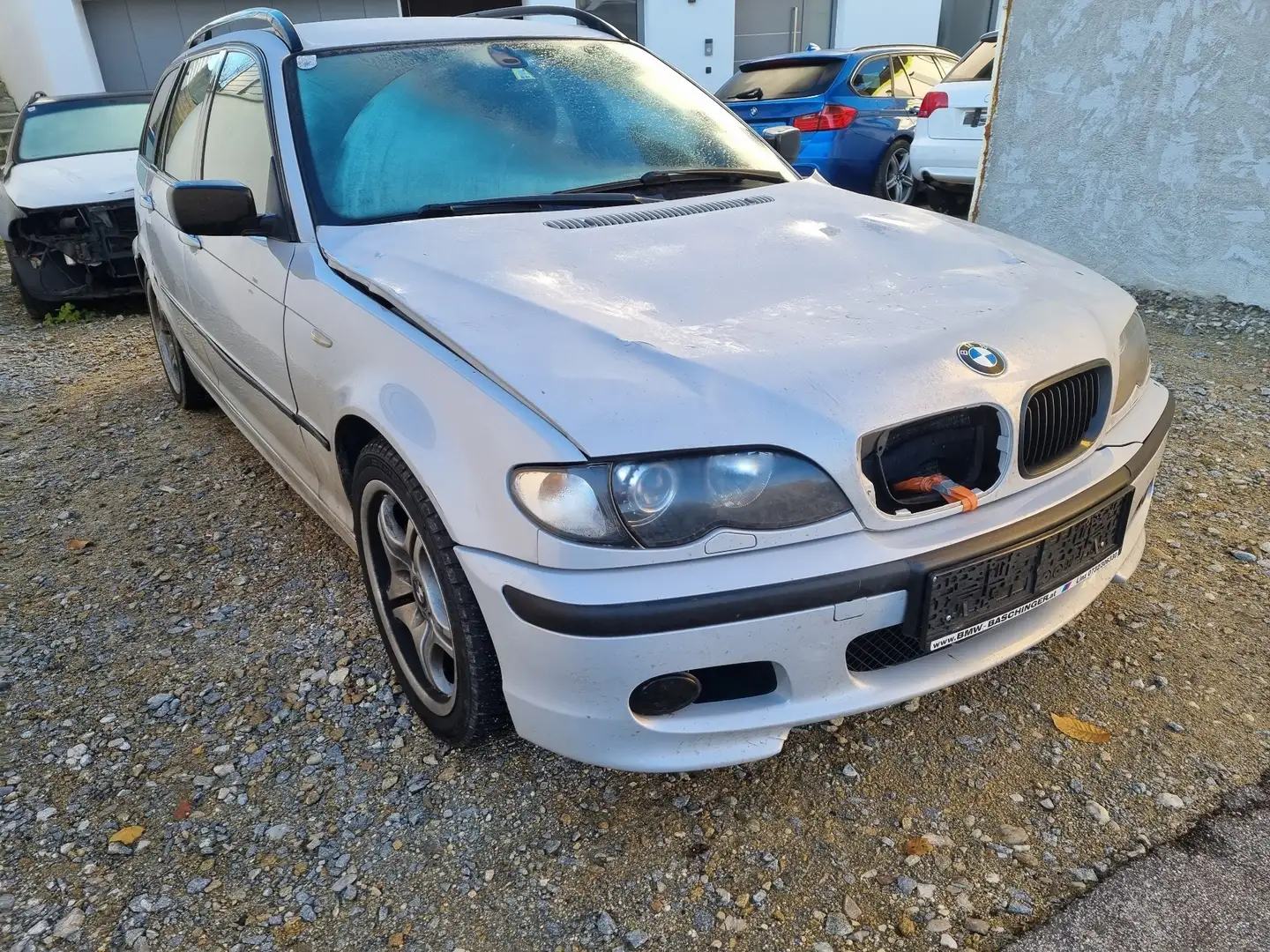 BMW 320 320d touring Österreich-Paket - 2
