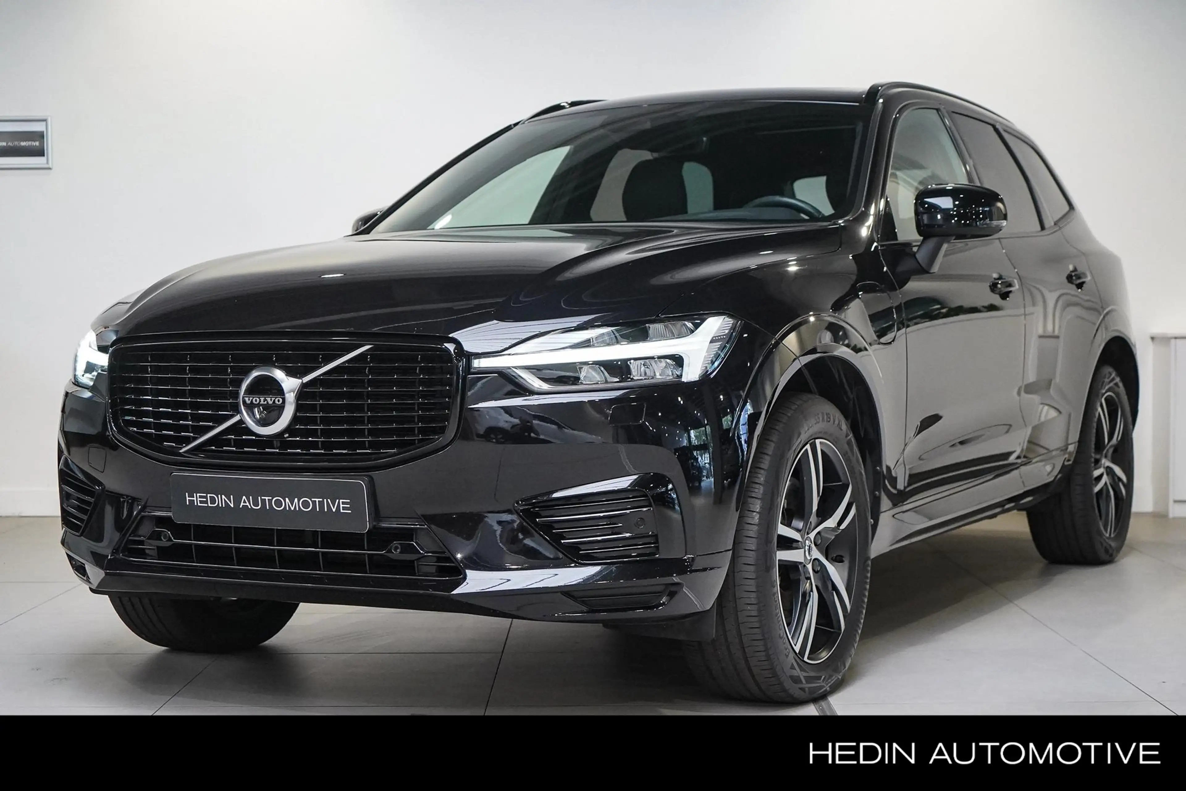 Volvo XC60 T6 AWD R-Design Plug In Hybride Panorama dak | Hea