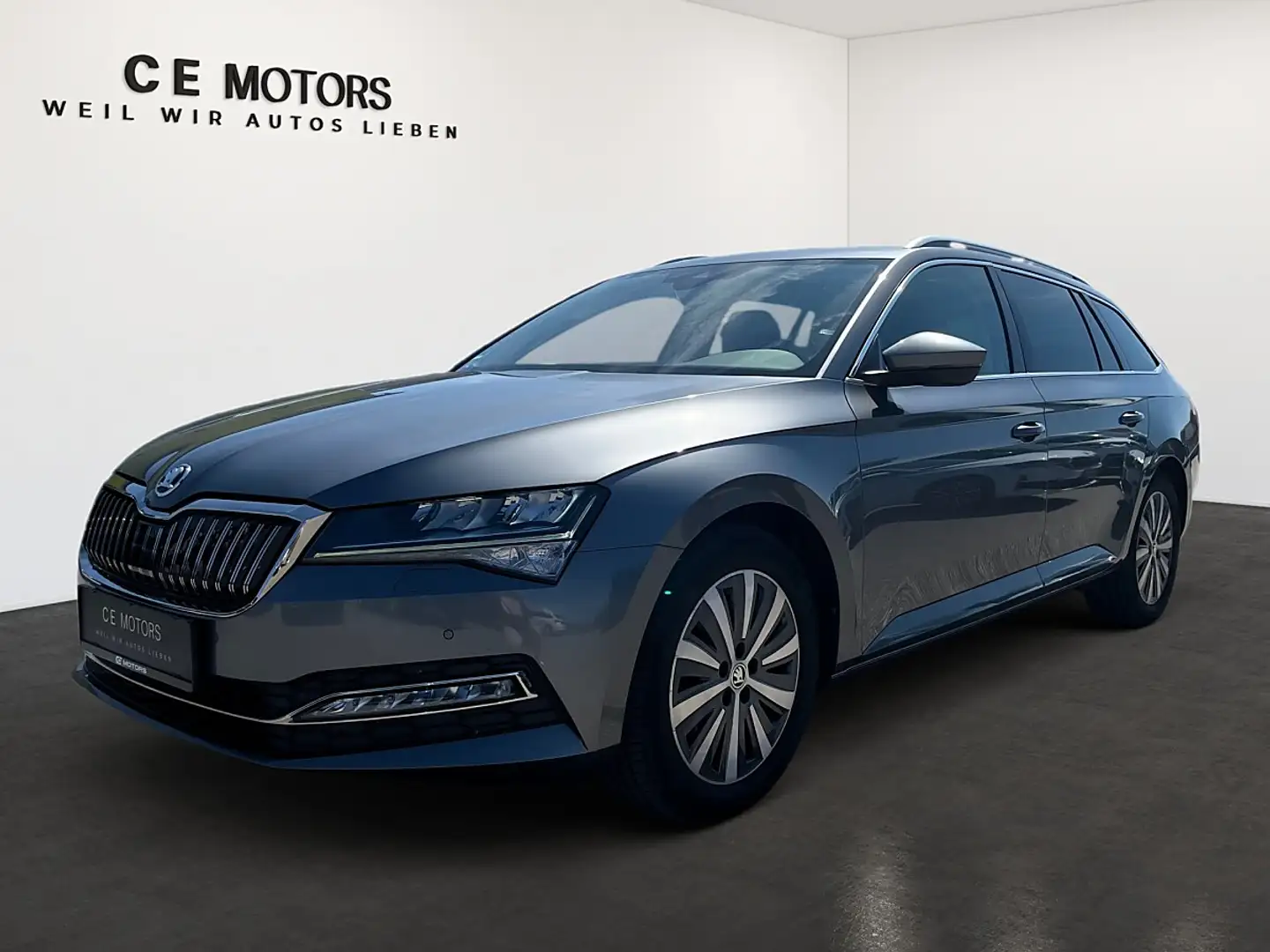 Skoda Superb 2.0 TDI Style | ACC | RFK Silber - 1