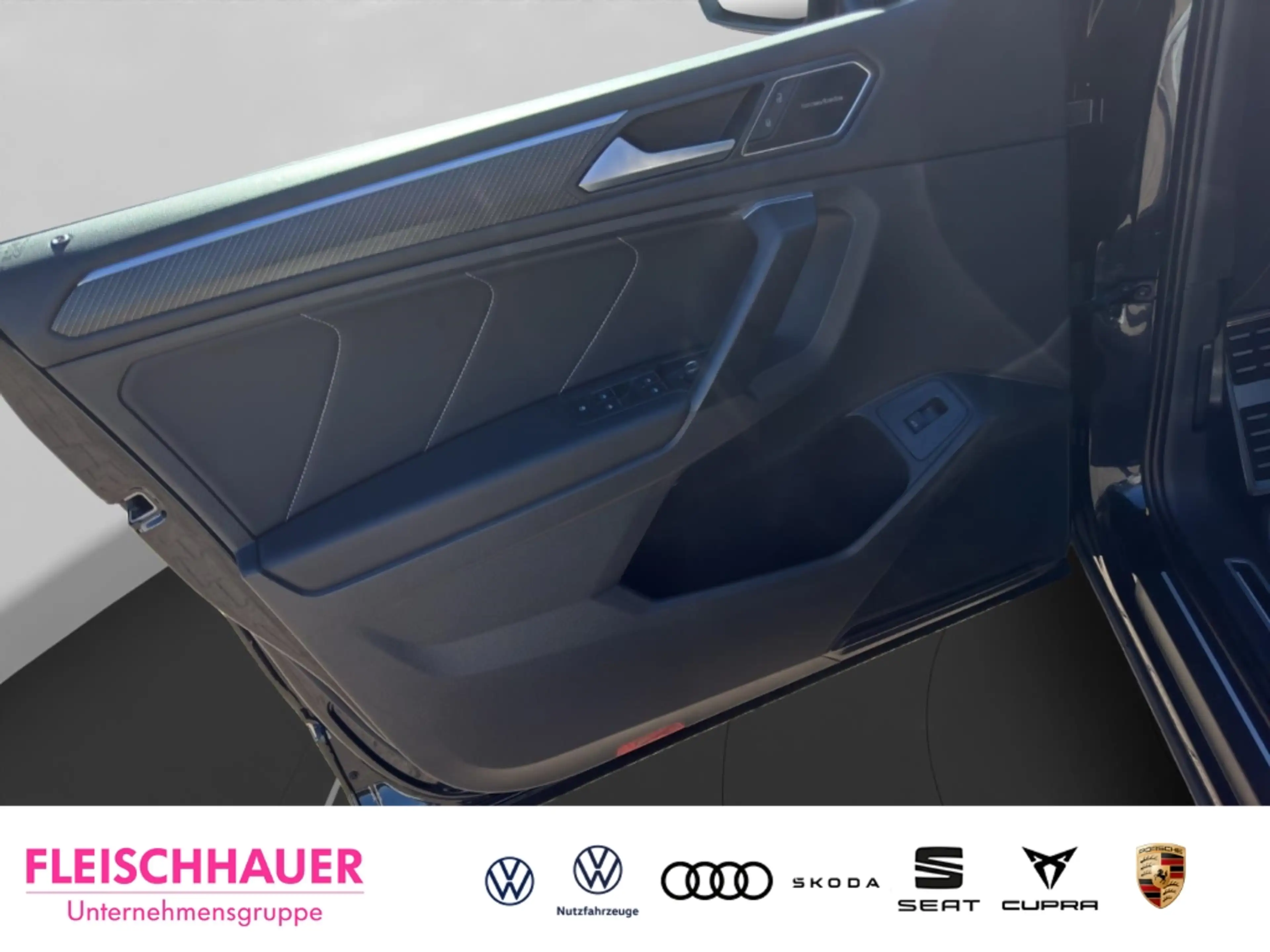 Volkswagen Tiguan Allspace R-Line 4Motion 2.0 TDI MATRIX+360+HUD+PANO+ACC+NAV — photo 8