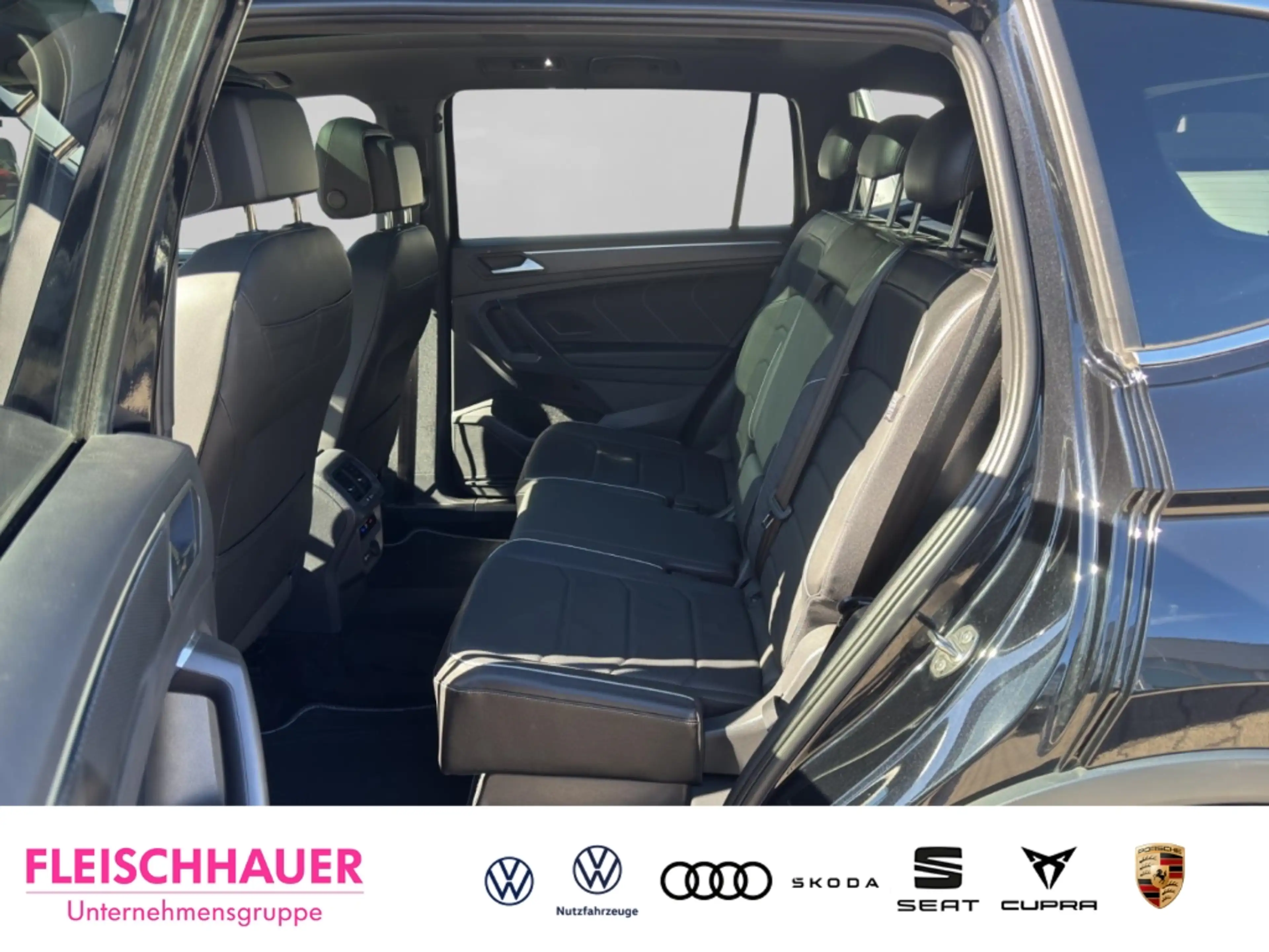 Volkswagen Tiguan Allspace R-Line 4Motion 2.0 TDI MATRIX+360+HUD+PANO+ACC+NAV — photo 10
