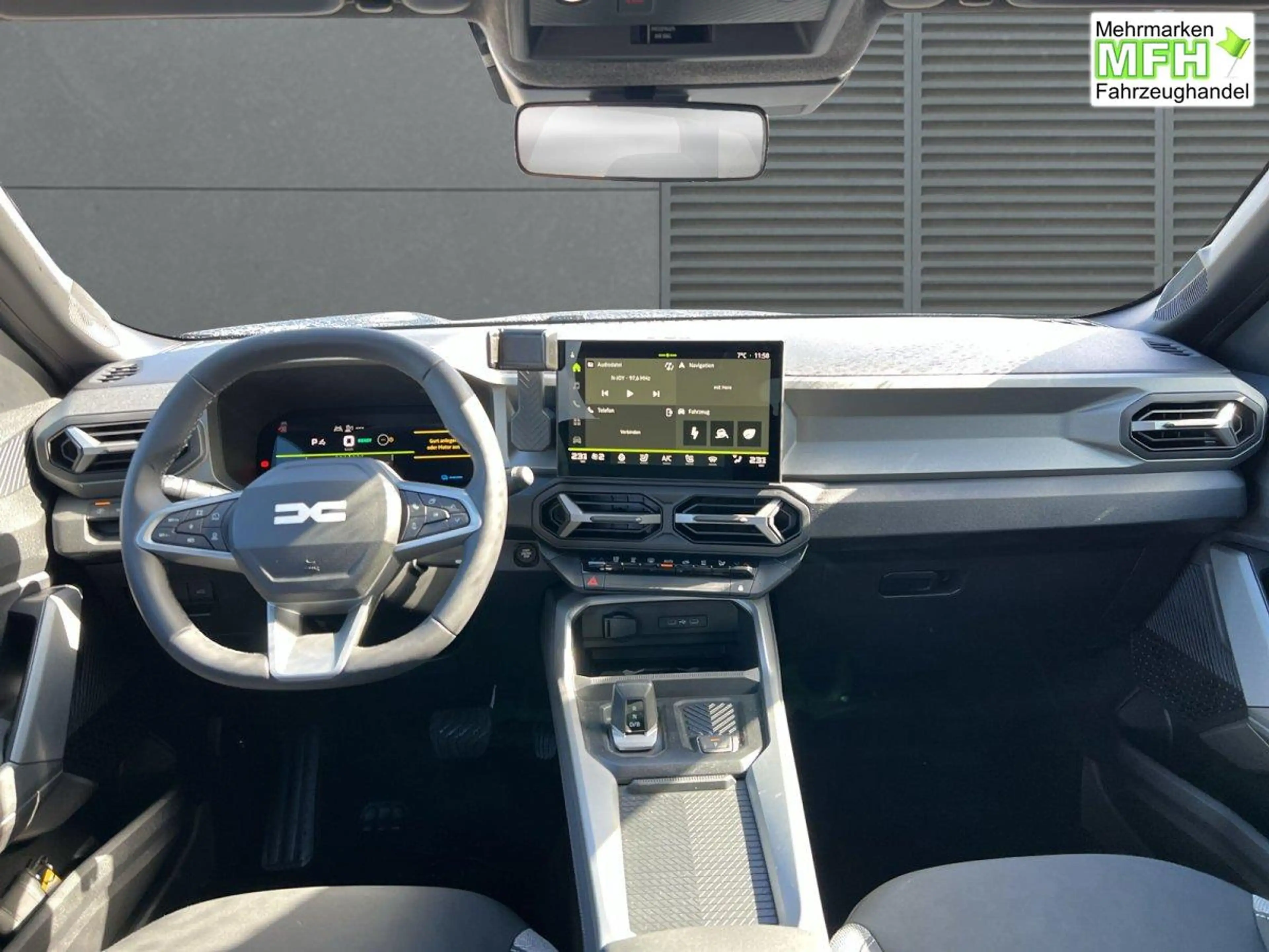 Dacia Bigster Journey LKHZ+SHZ+PDC+RFK Hybrid 155 116 kW (158... — photo 4