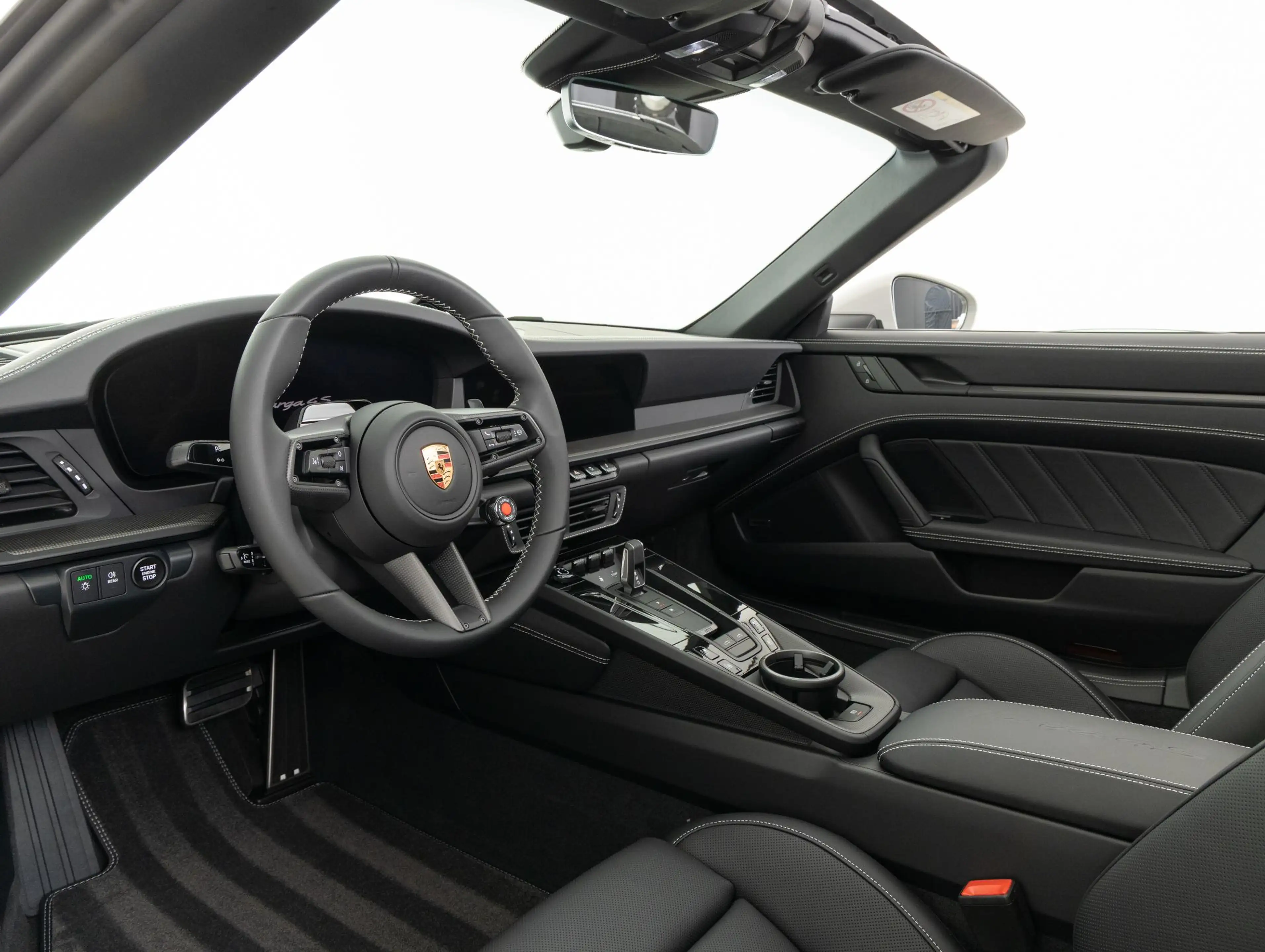 Porsche 992 Targa 4S — photo 3