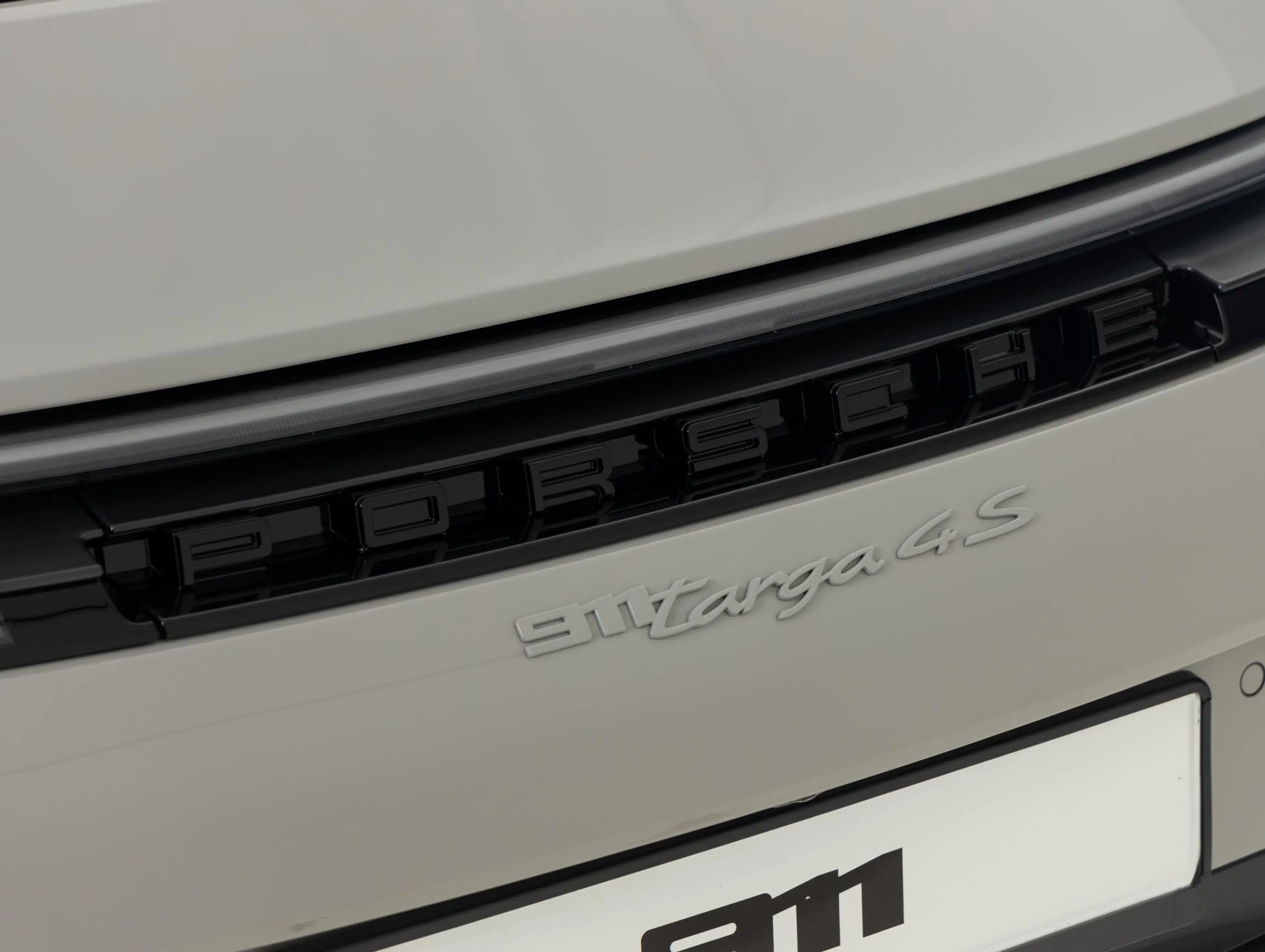 Porsche 992 Targa 4S — photo 30