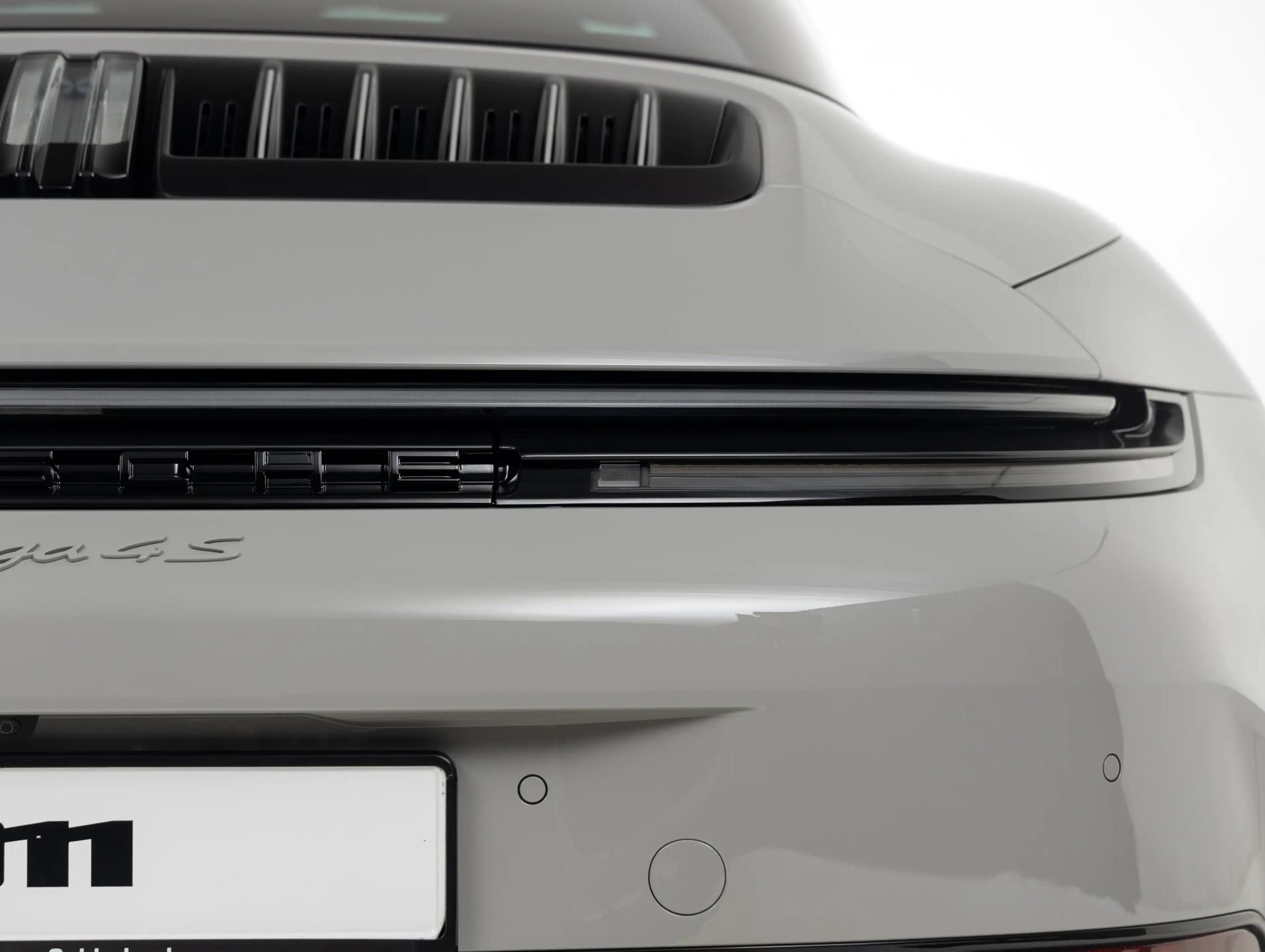 Porsche 992 Targa 4S — photo 33