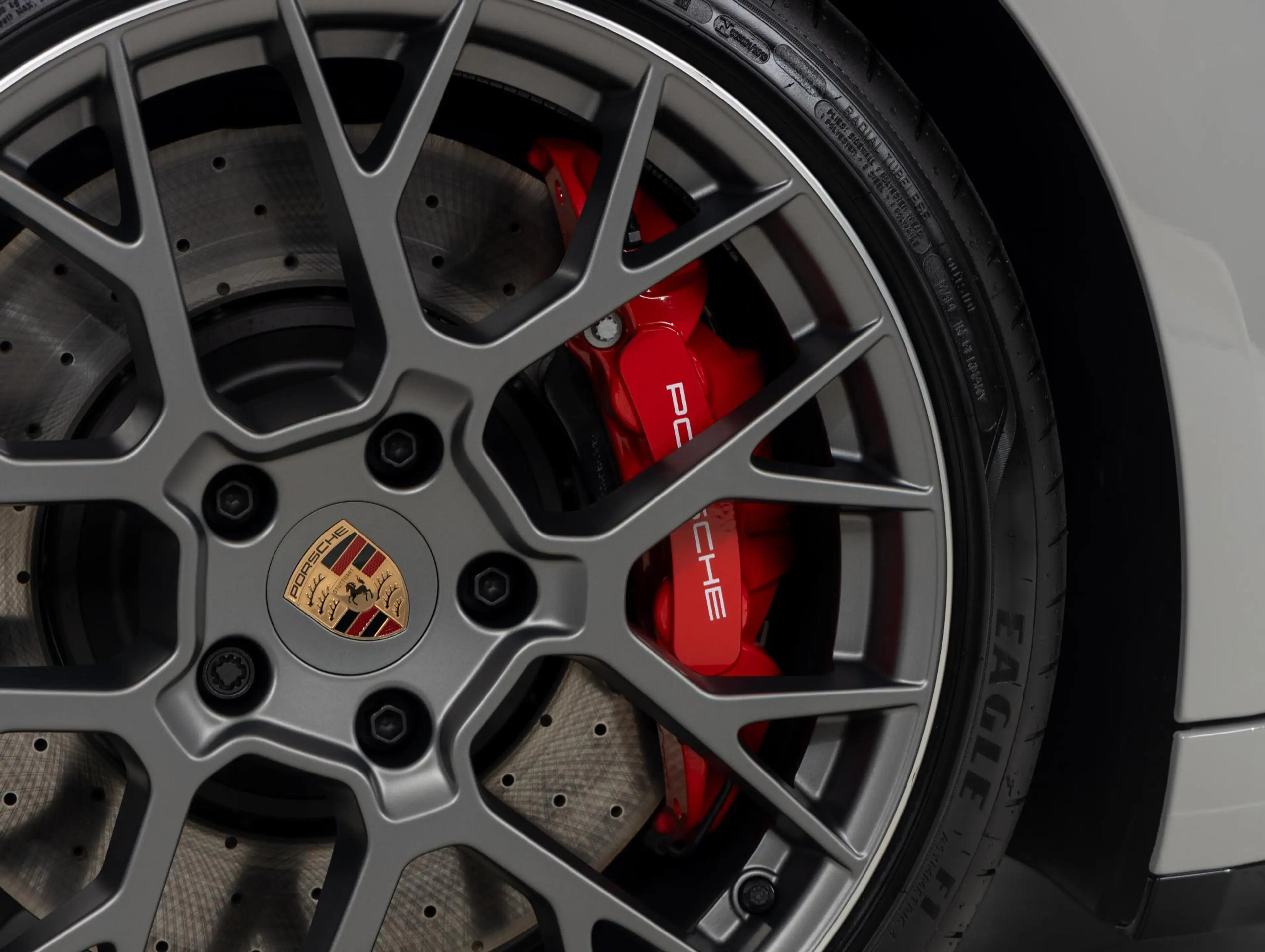 Porsche 992 Targa 4S — photo 48