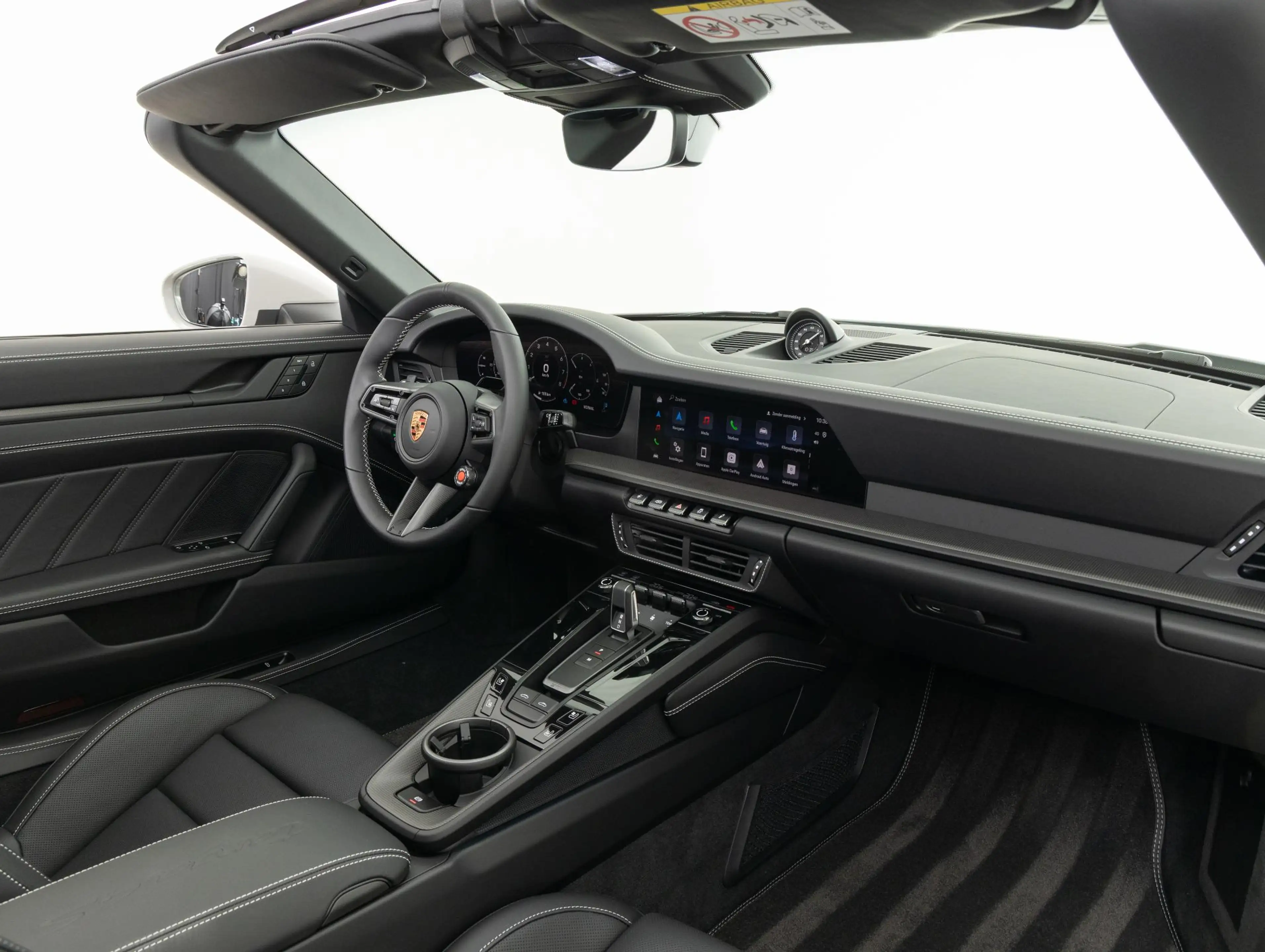 Porsche 992 Targa 4S — photo 7