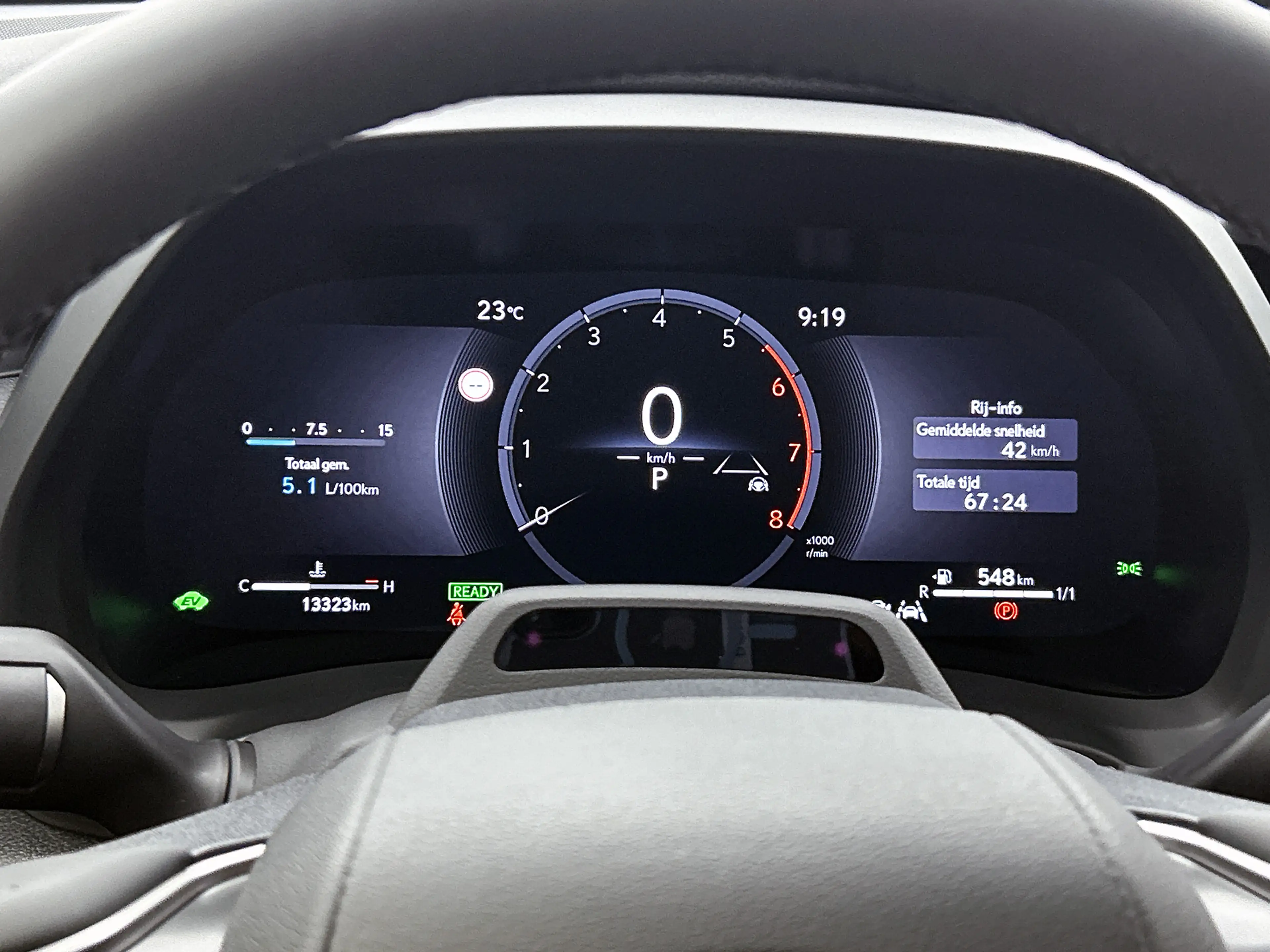 Lexus LBX Emotion 2WD Advanced Pack | BTW voertuig | Mark Le — photo 5