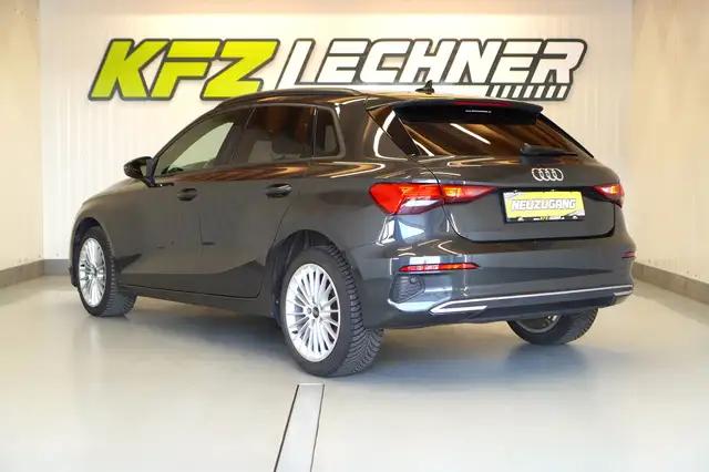 Audi A3 view 7
