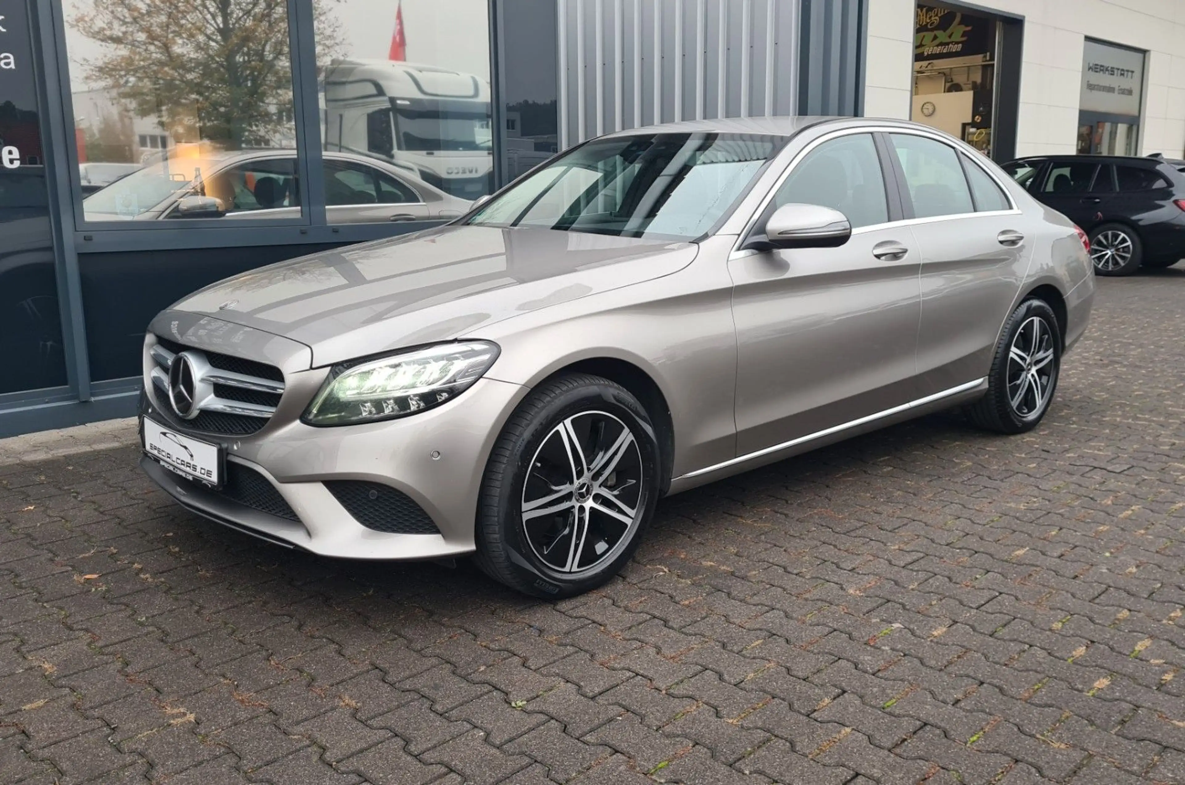 Mercedes-Benz C 220 d 4Matic - ASSISTS - LED - BURMESTER - — photo 3