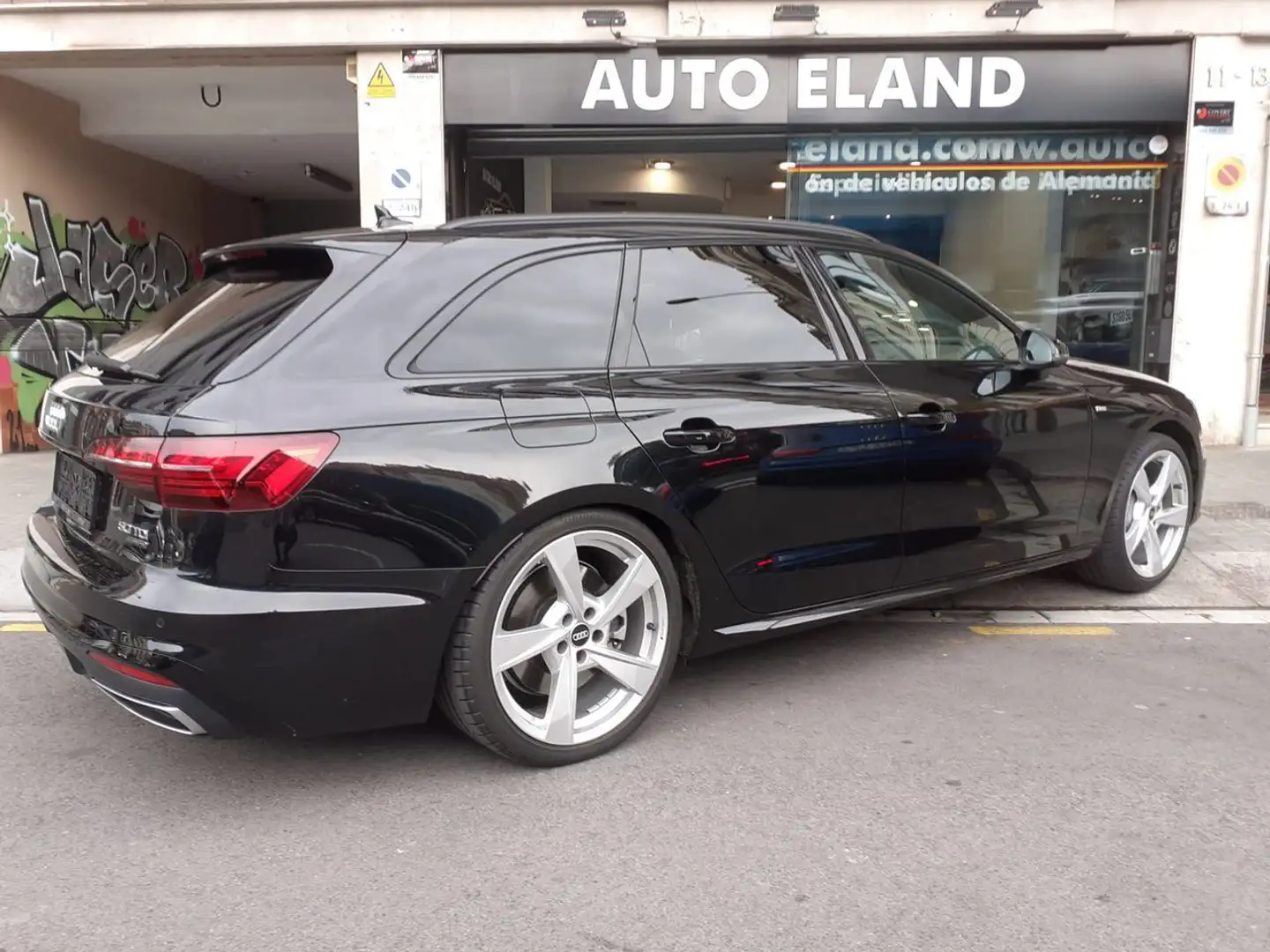 Audi A4 Avant 50 TDI S LINE Negro - 1