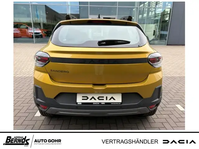 Dacia Sandero view 5