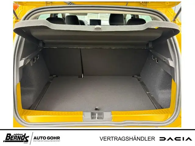 Dacia Sandero view 6