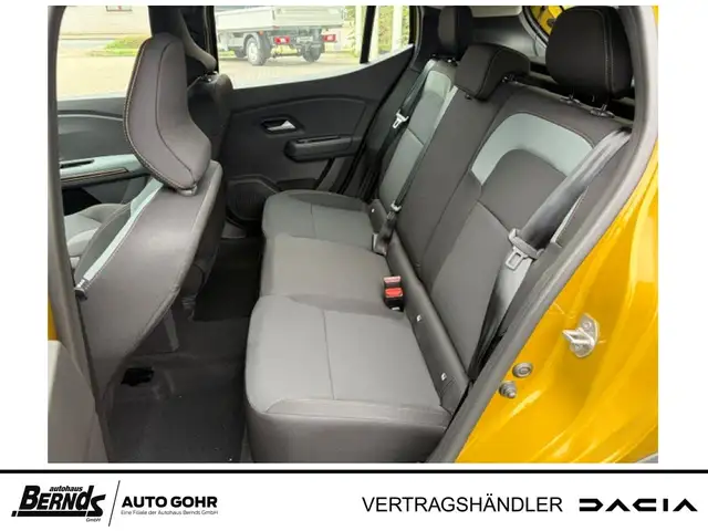 Dacia Sandero view 7