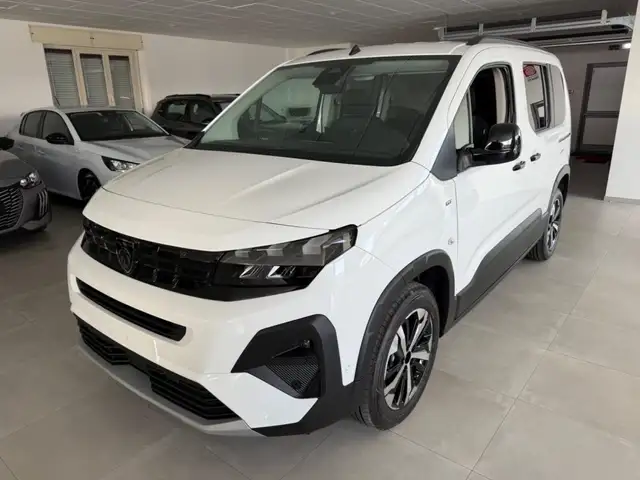 Peugeot Rifter BlueHDi 130 S&S EAT8 GT Standard