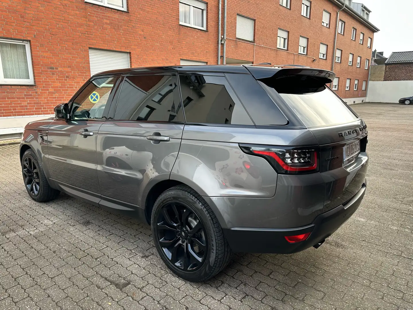 Land Rover Range Rover Sport SDV6 HSE - 2