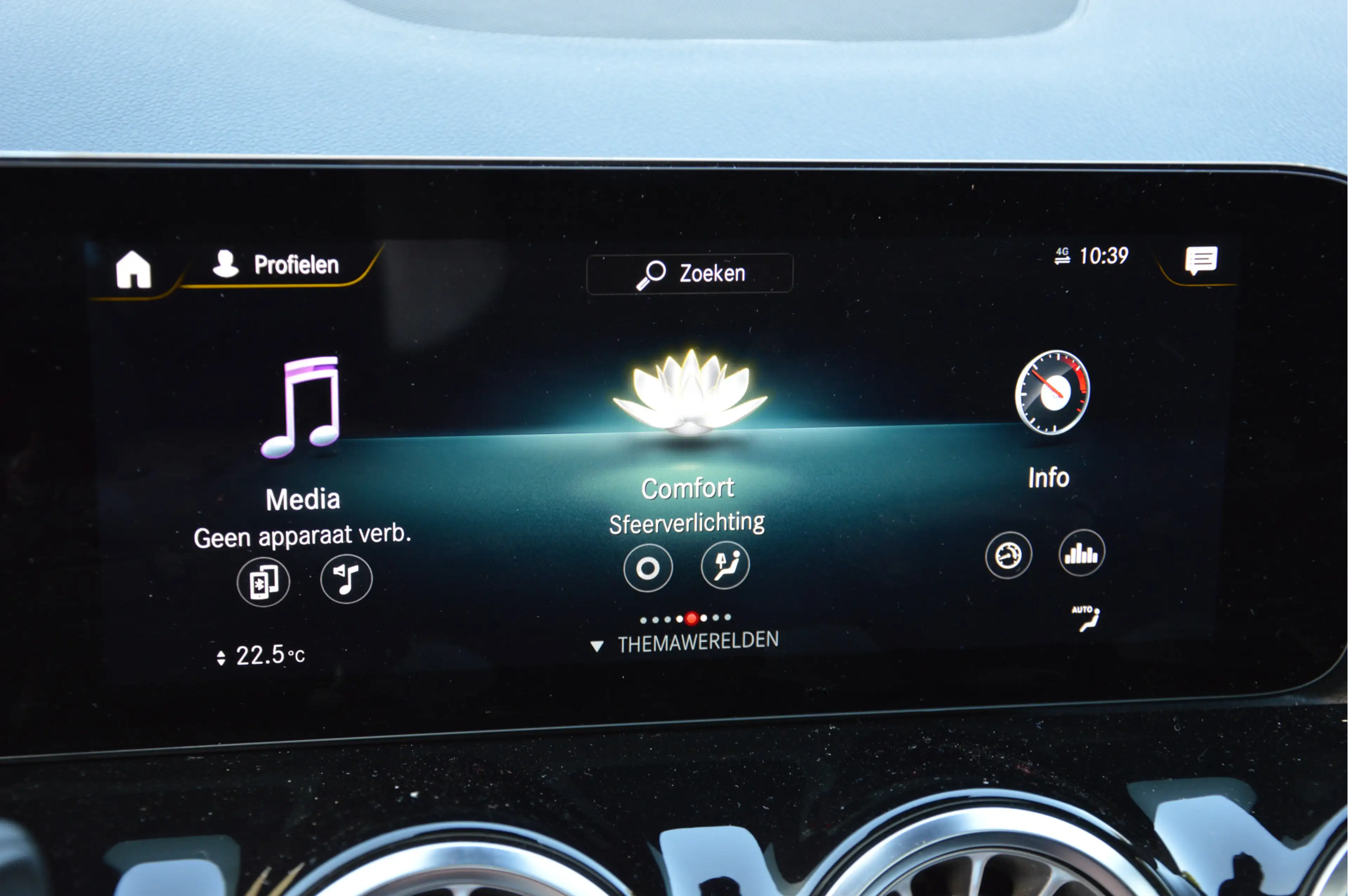 Mercedes-Benz GLA 200 AMG-LINE | PANODAK | DISTRONIC | SFEERVERLICHTING — photo 27