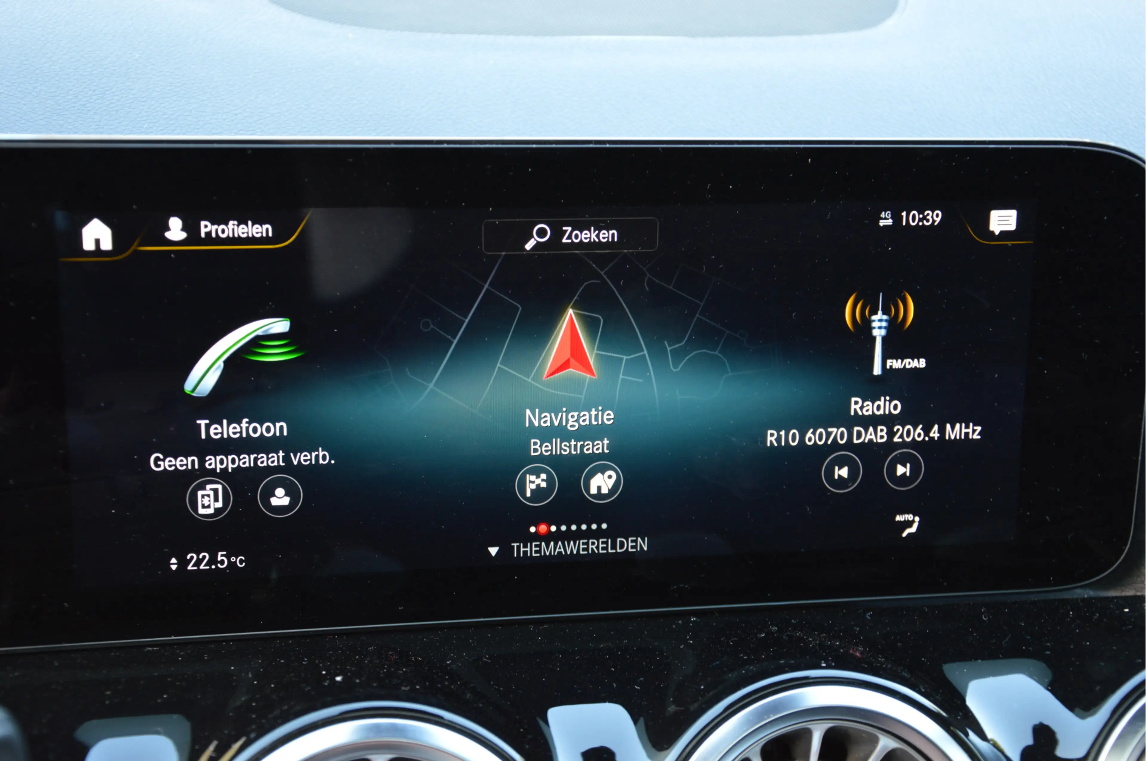Mercedes-Benz GLA 200 AMG-LINE | PANODAK | DISTRONIC | SFEERVERLICHTING — photo 26