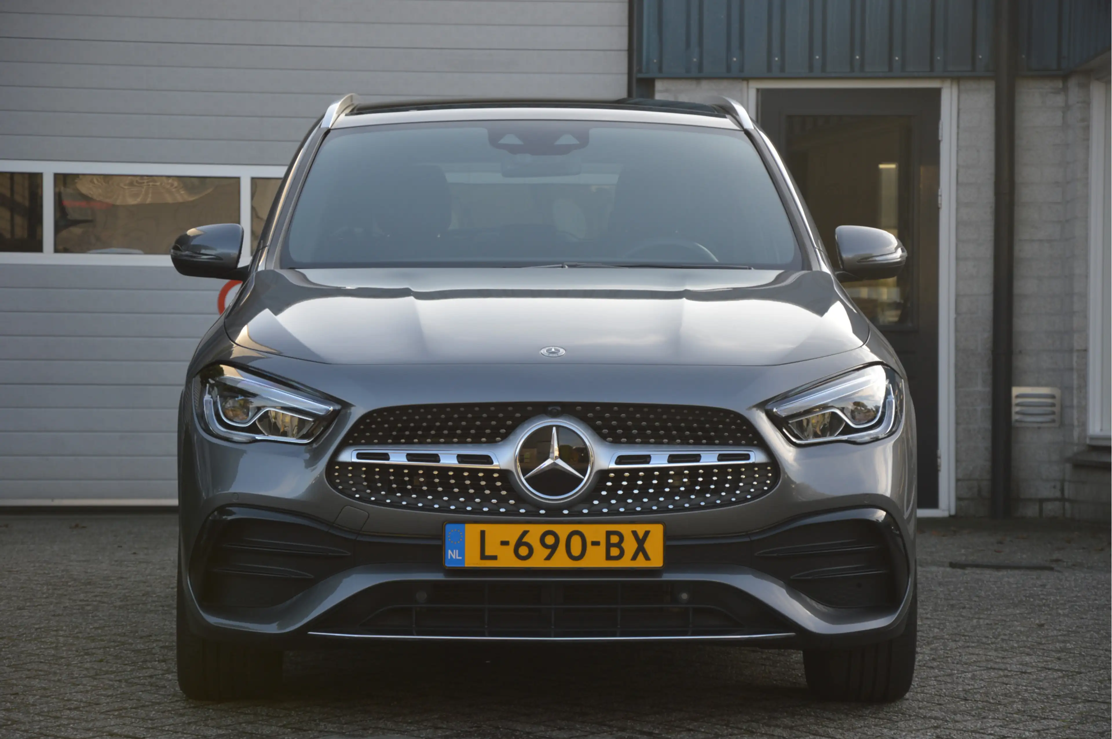 Mercedes-Benz GLA 200 AMG-LINE | PANODAK | DISTRONIC | SFEERVERLICHTING — photo 8