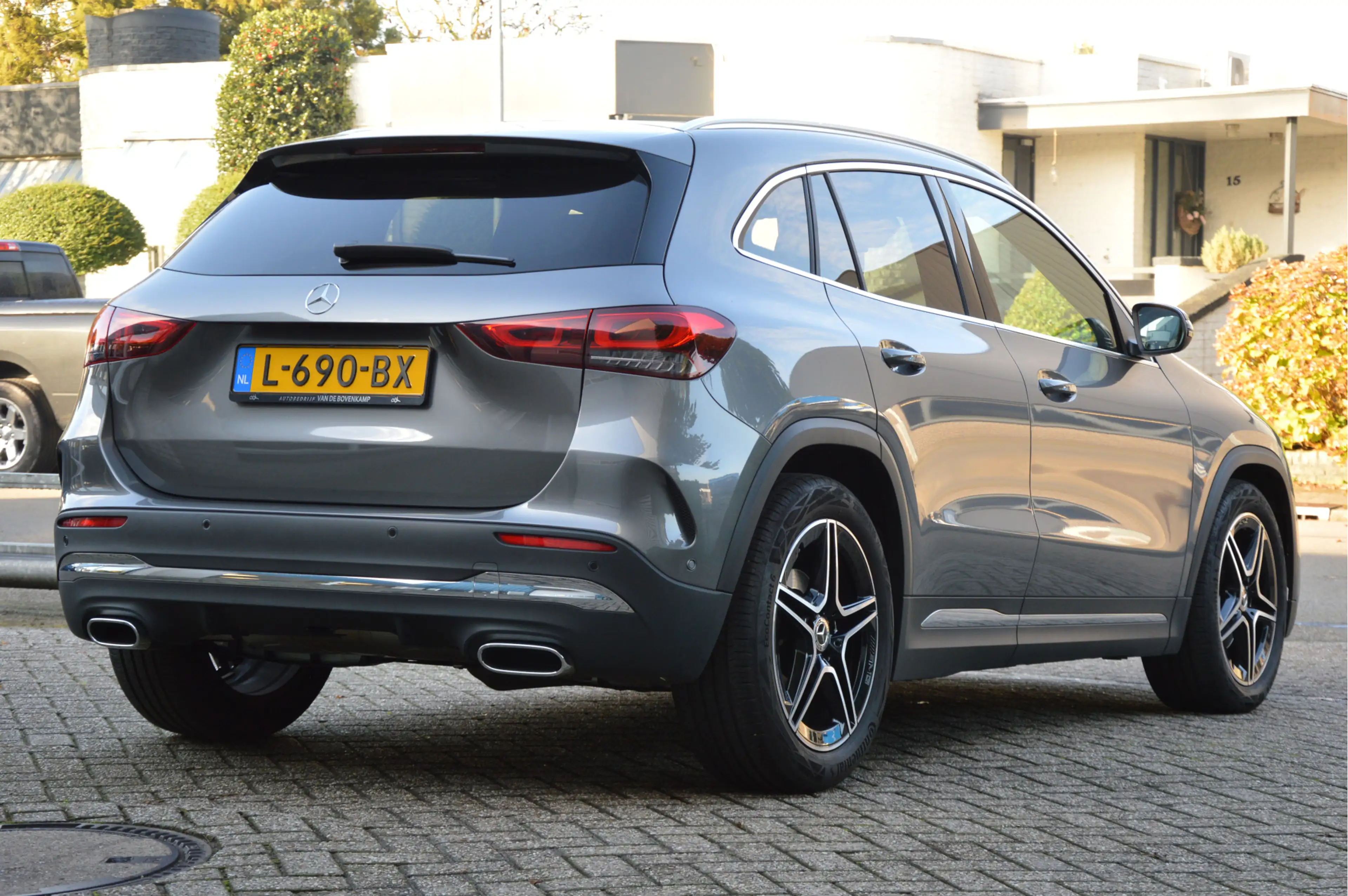 Mercedes-Benz GLA 200 AMG-LINE | PANODAK | DISTRONIC | SFEERVERLICHTING — photo 3