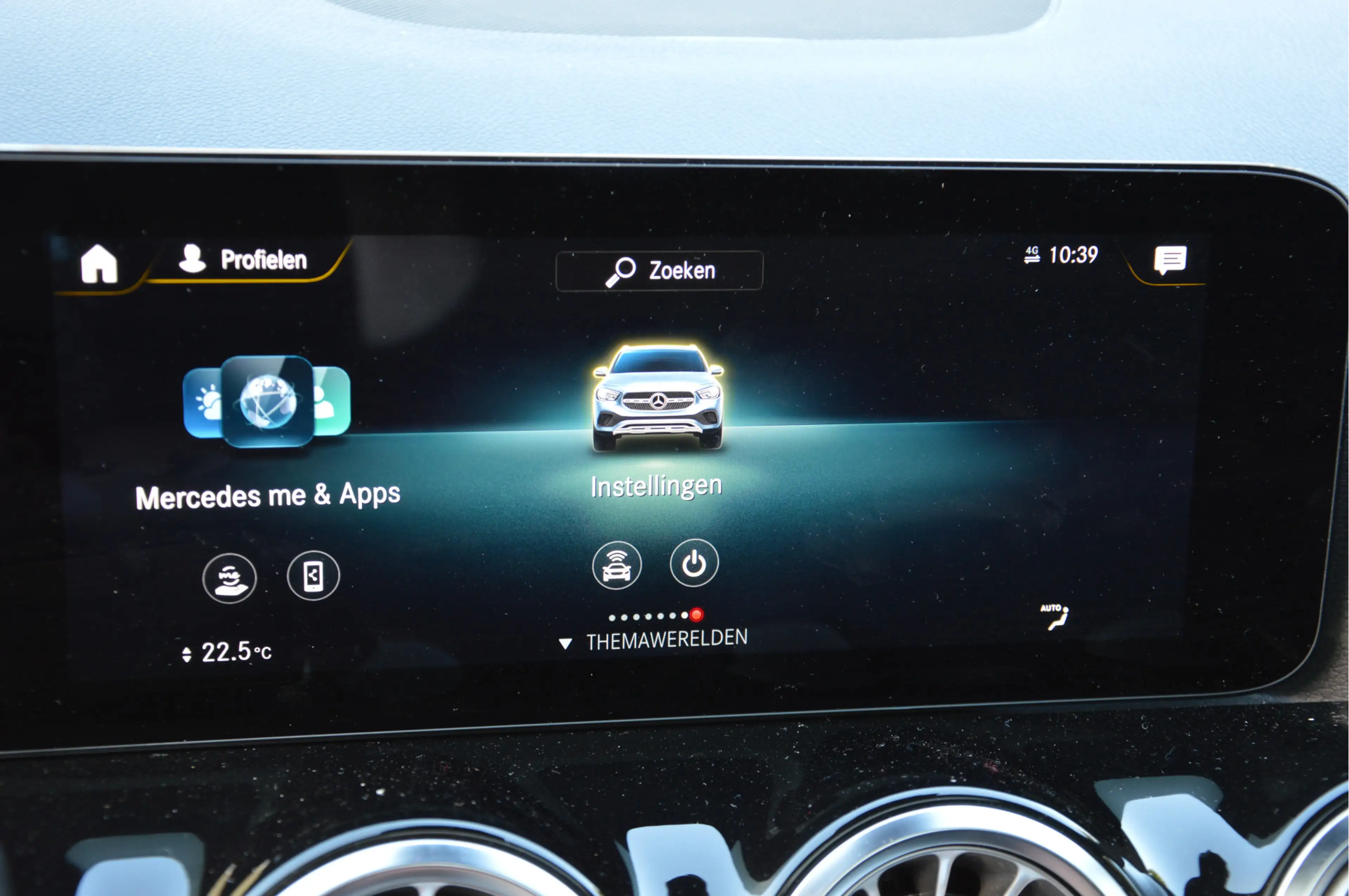 Mercedes-Benz GLA 200 AMG-LINE | PANODAK | DISTRONIC | SFEERVERLICHTING — photo 28