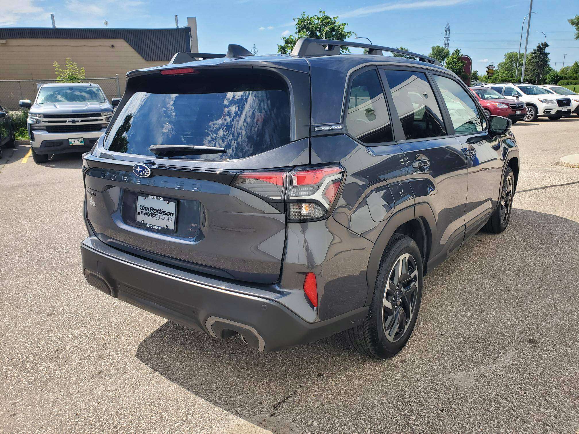 2025 Subaru Forester Limited - Accident Free, Navigation, Moonroof! — снимка 1