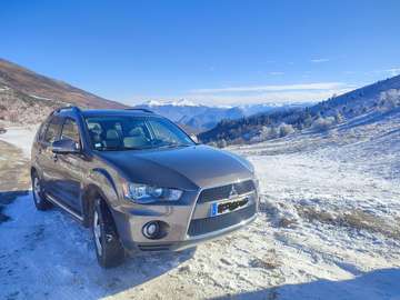 2.2 DI-D Intense 4WD CT OK -6 Mois