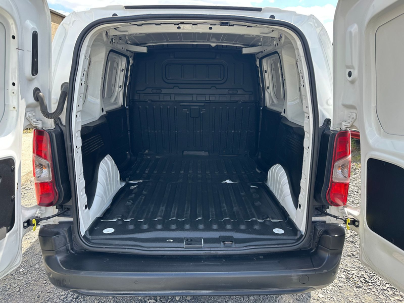 Peugeot Partner Premium L1 KASSTEN*KLIMA*PDC V+H* — photo 11