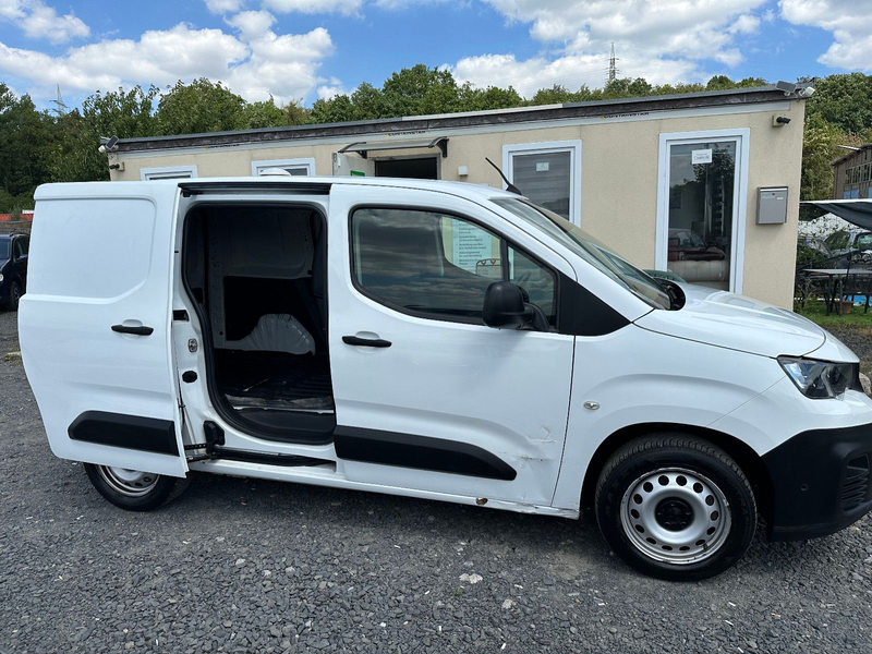Peugeot Partner Premium L1 KASSTEN*KLIMA*PDC V+H* — photo 9