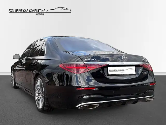 Mercedes-Benz S-Class view 4