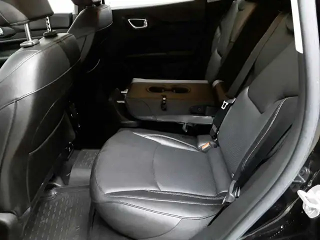 Jeep Compass view 13