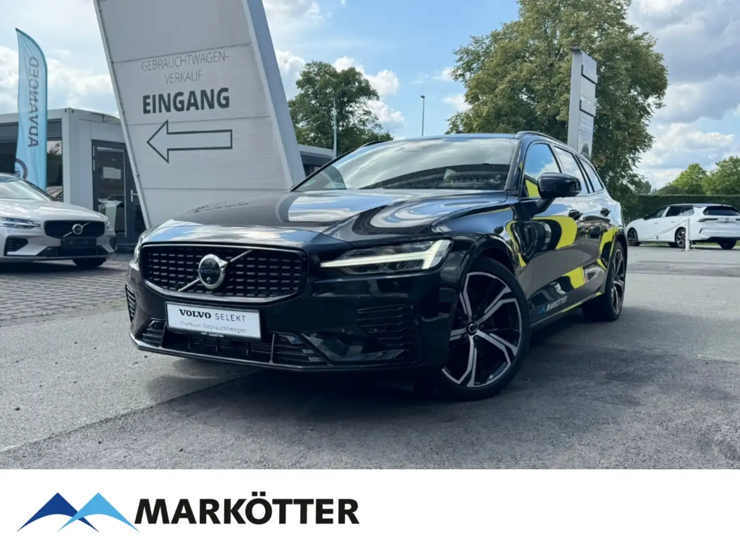 Volvo V60 T6 Plus Dark AWD Recharge 360CAM/ACC/FSHZ Schwarz - 1