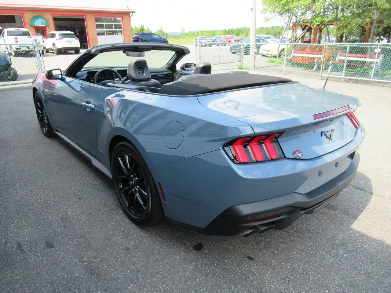 Ford Mustang снимка Ford Mustang