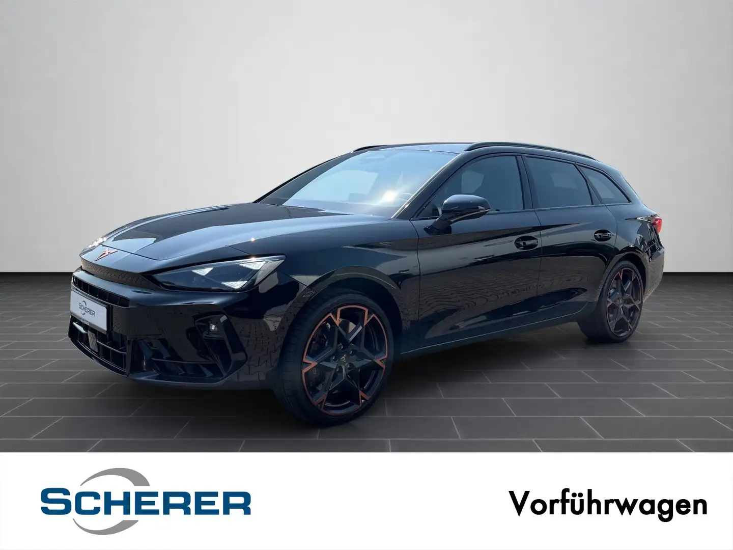 CUPRA Leon Sportstourer VZ 2.0 TSI 333 PS DSG/AHK/NAVI Schwarz - 1